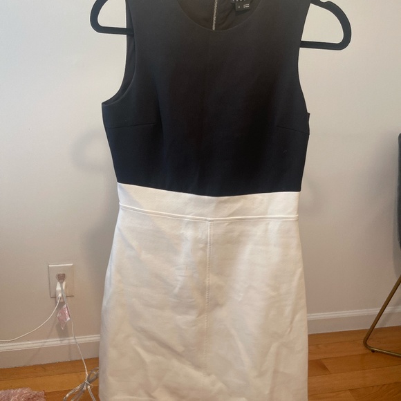 Theory Dress Size 4 - Picture 1 of 4